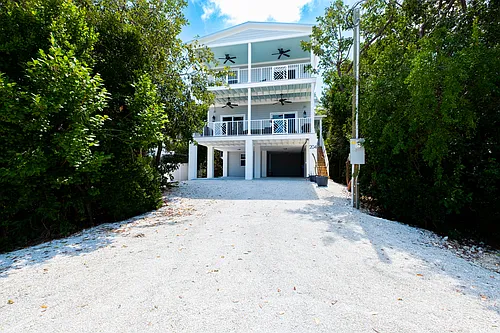 204 Coral Ave Photo 1