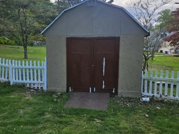 438 Slateford Rd, Mount Bethel, PA 18343