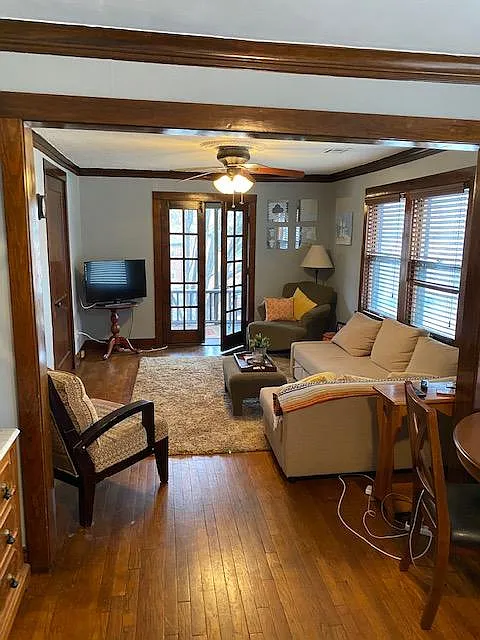 1 bed, 900 sqft, $1,200 — Photo 4