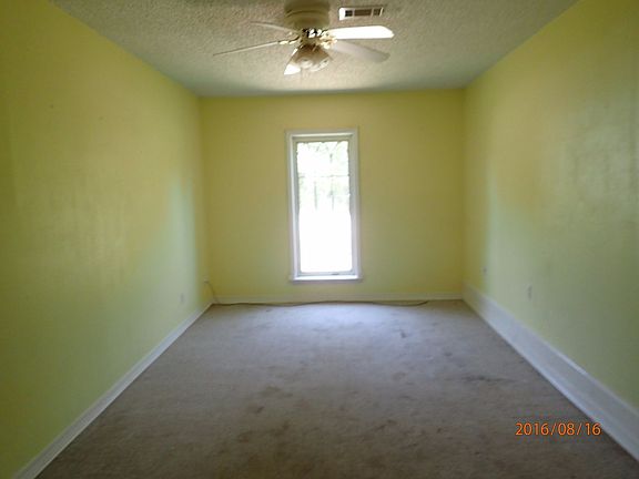 Additional Living Room