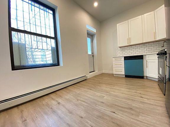 2nd image of 39 Macdonough St #1D
