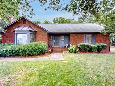 223 Megan Cir, Shelbyville, TN, 37160