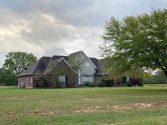 2nd image of 44 Windy Hill Dr E