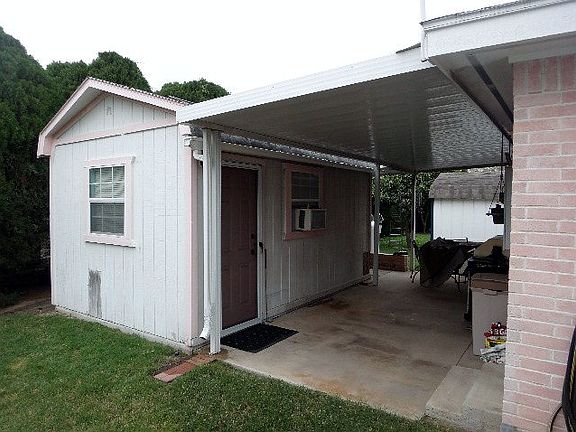 4th image of 406 Starling Dr #406