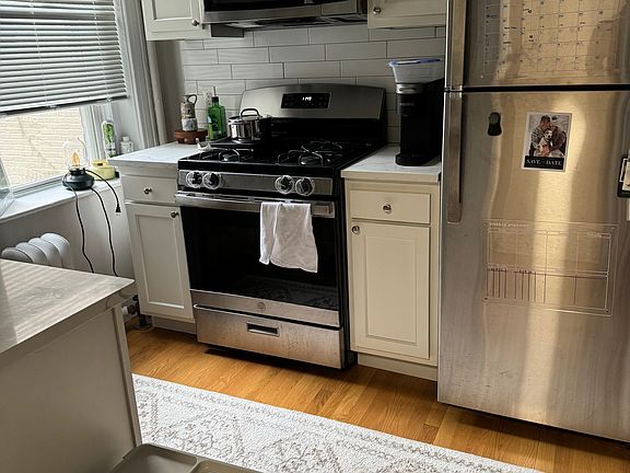 4th image of 76 Gordon St APT 5