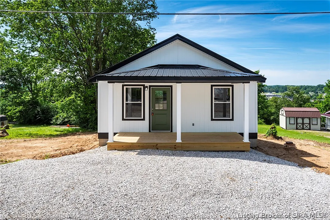 323 Horton Avenue photo 1