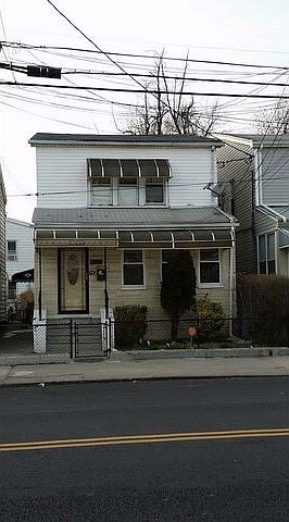 1st image of 8709 Avenue L