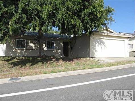1st image of 153 Meadowbrook Dr