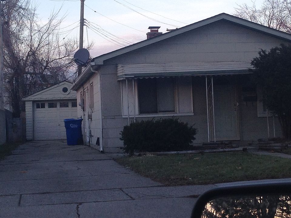 2nd image of 12433 Sidonie Ave