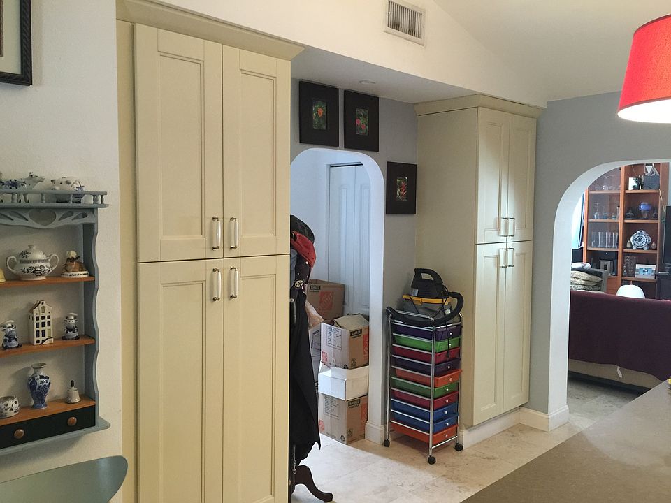 1st image of 1546 SW 24th St