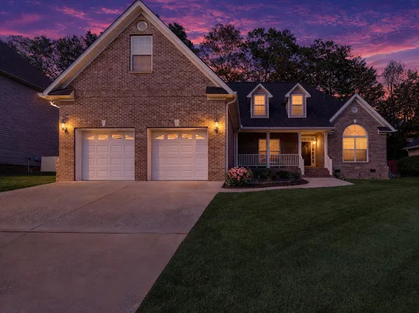 1475 Courtland Dr, Hixson, TN 37343