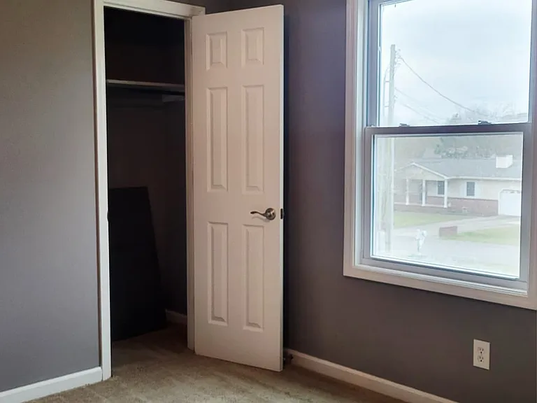 115 Sabel Cir — Photo 13