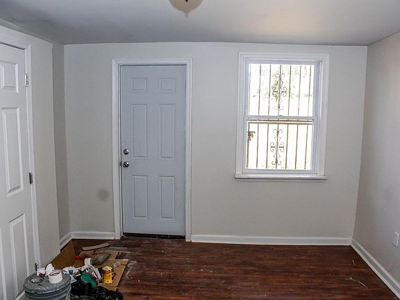 5th image of 2542 N Water St #1A
