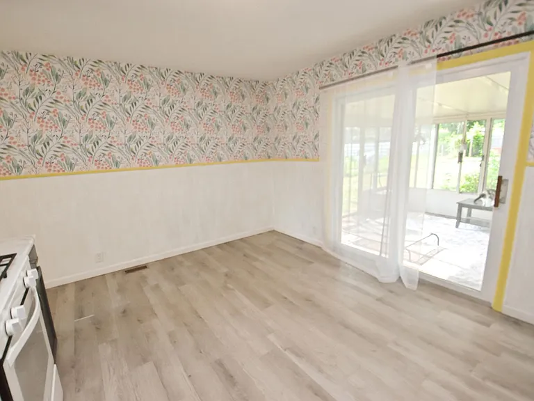 1330 Southlea Dr — Photo 5