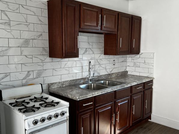 26 Lincoln Ave #2R