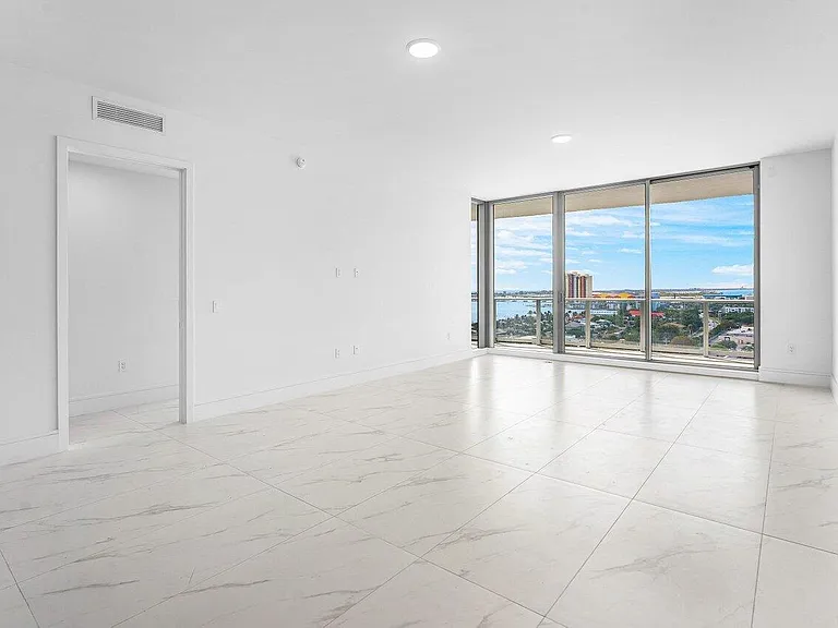 220 Lake Shore Dr #1415 — Photo 11