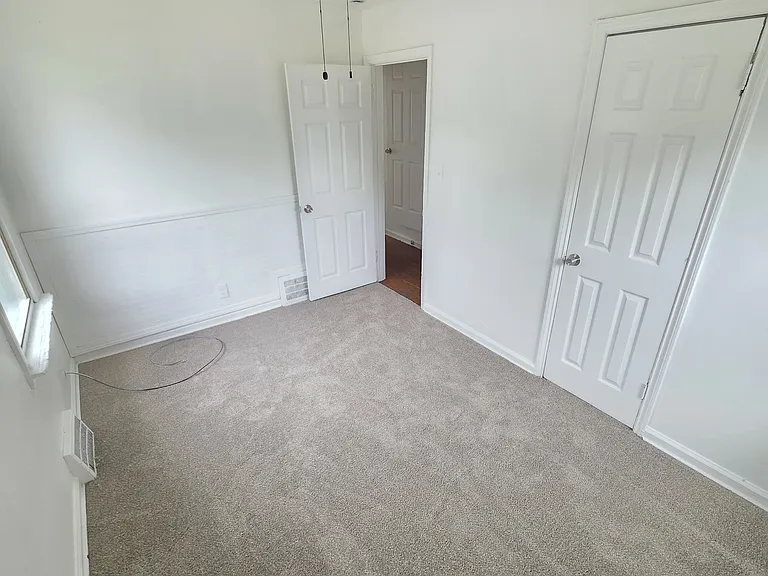 9309 Whitcomb St — Photo 19