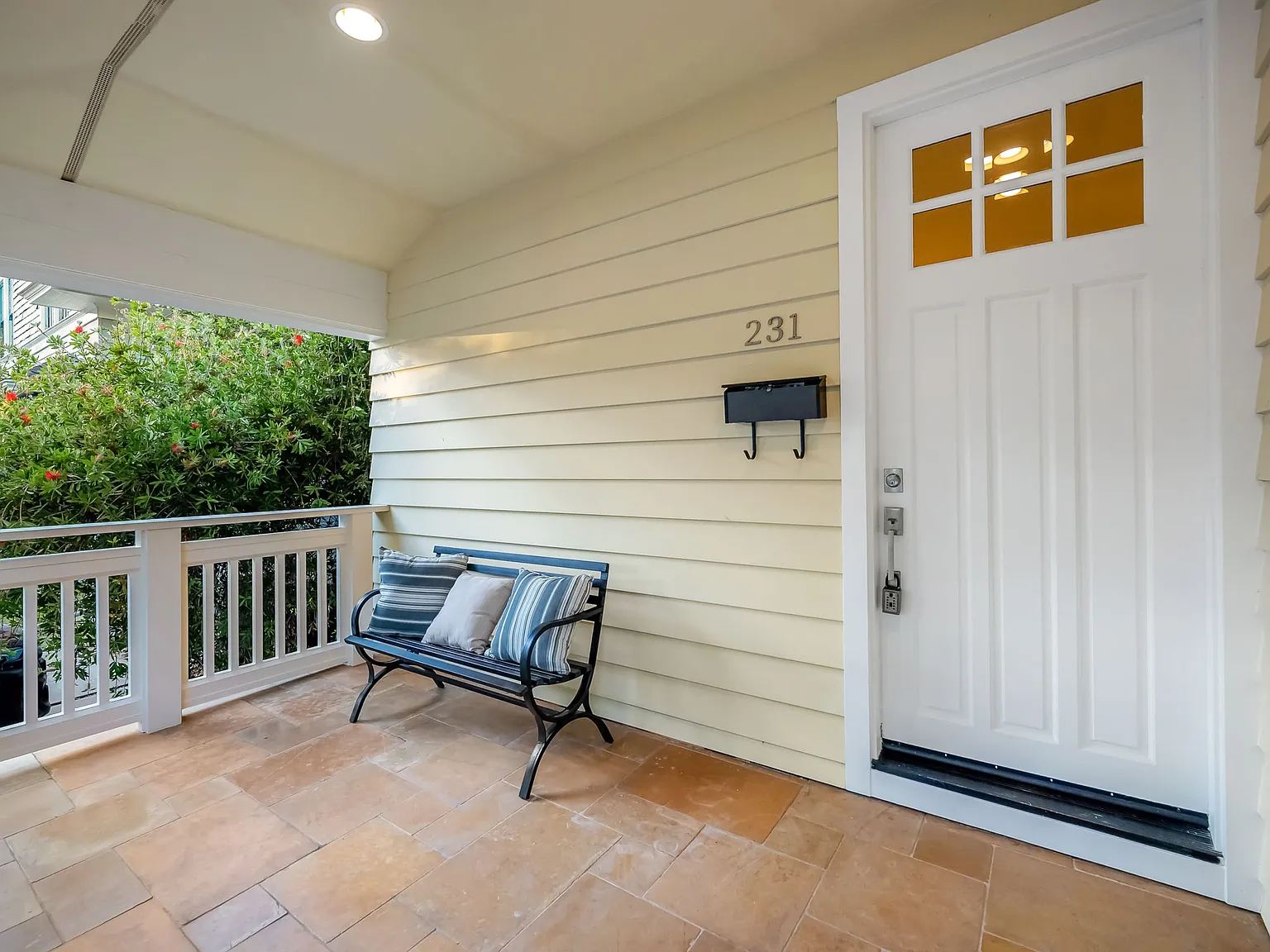 5 bed, 3500 sqft, $15,000 — Photo 2