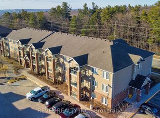 39 Coulter St #25, Barrie, ON L4N 6L9