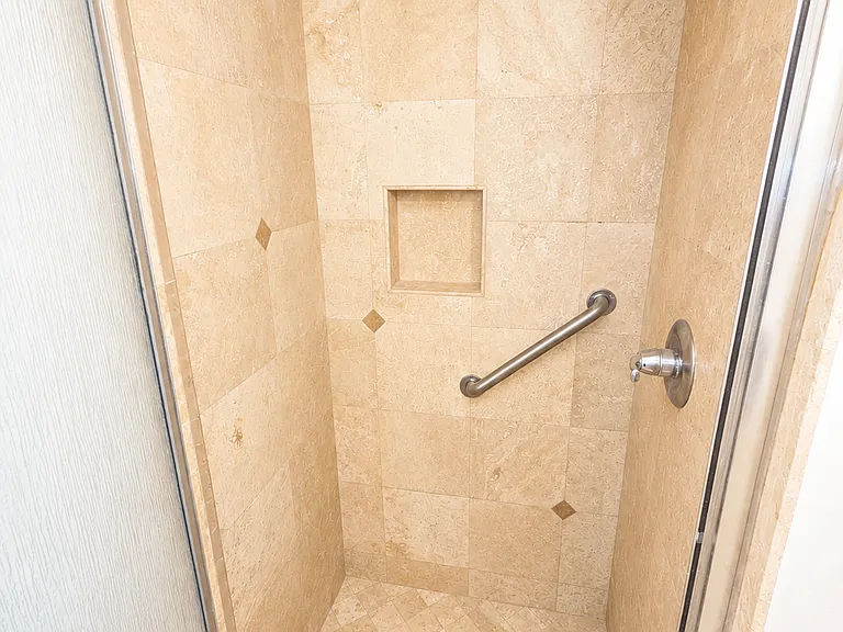 2157 W 109th Pl — Photo 10