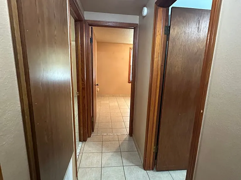 16881 Beau Kay Dr — Photo 25