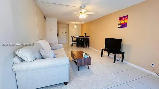 Plantation Place Condo — Photo 3