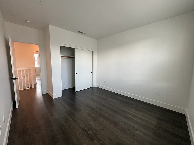 1609 Tecado Dr — Photo 14
