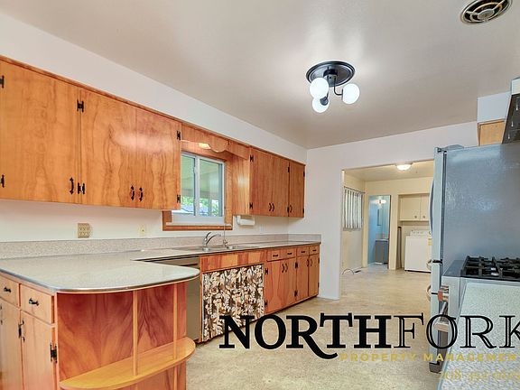 4th image of 6730 W Fernwood Dr