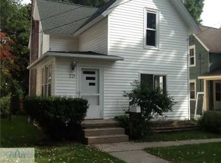 221 Prairie St, Charlotte, MI 48813