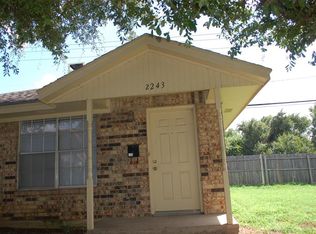 2239 Seville Ct, Dalworthington Gardens, TX 76013