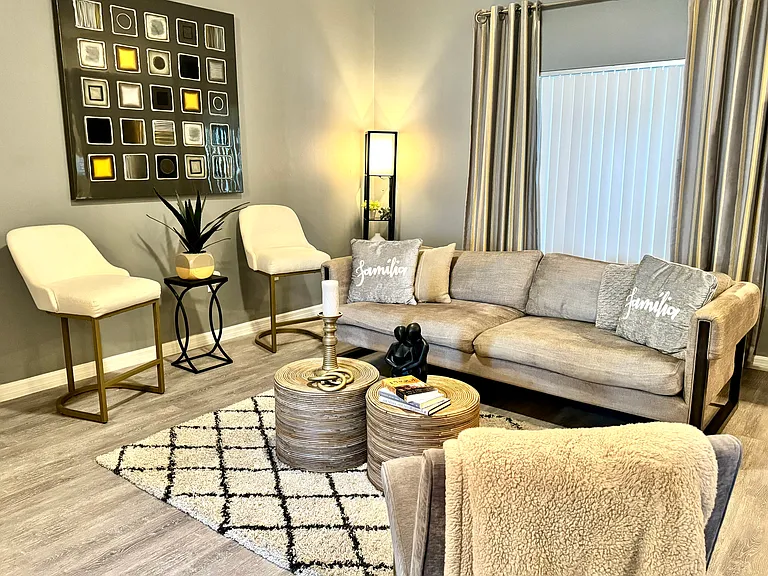 782 Country Woods Cir — Photo 3