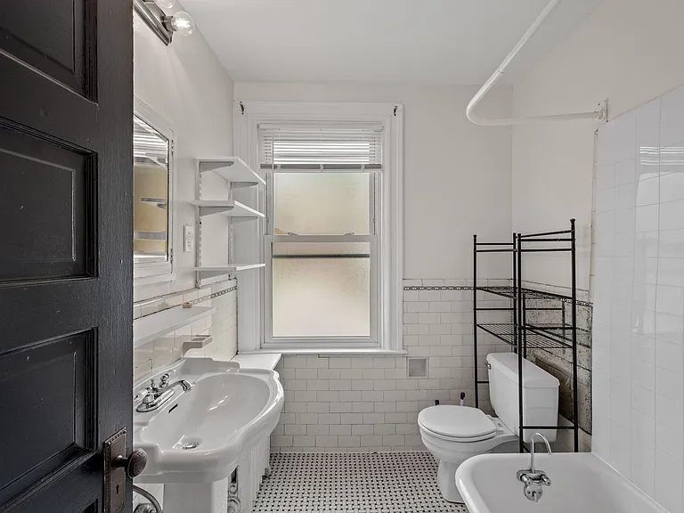 38 Beltzhoover Ave — Photo 8