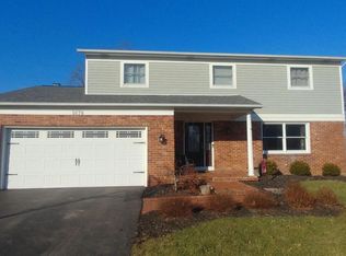 1678 Dollivor Dr, Columbus, OH 43235