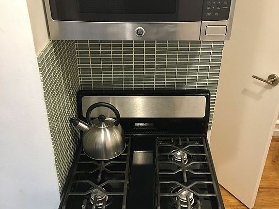 5th image of 445 E 78th St #4