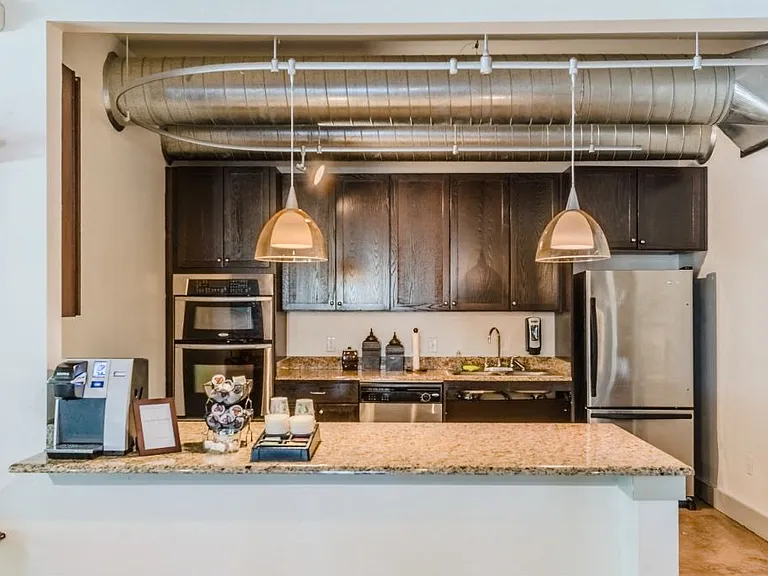 Skyview West Apartments — Photo 12