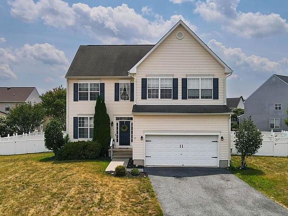 2nd image of 6 Costabella Ct