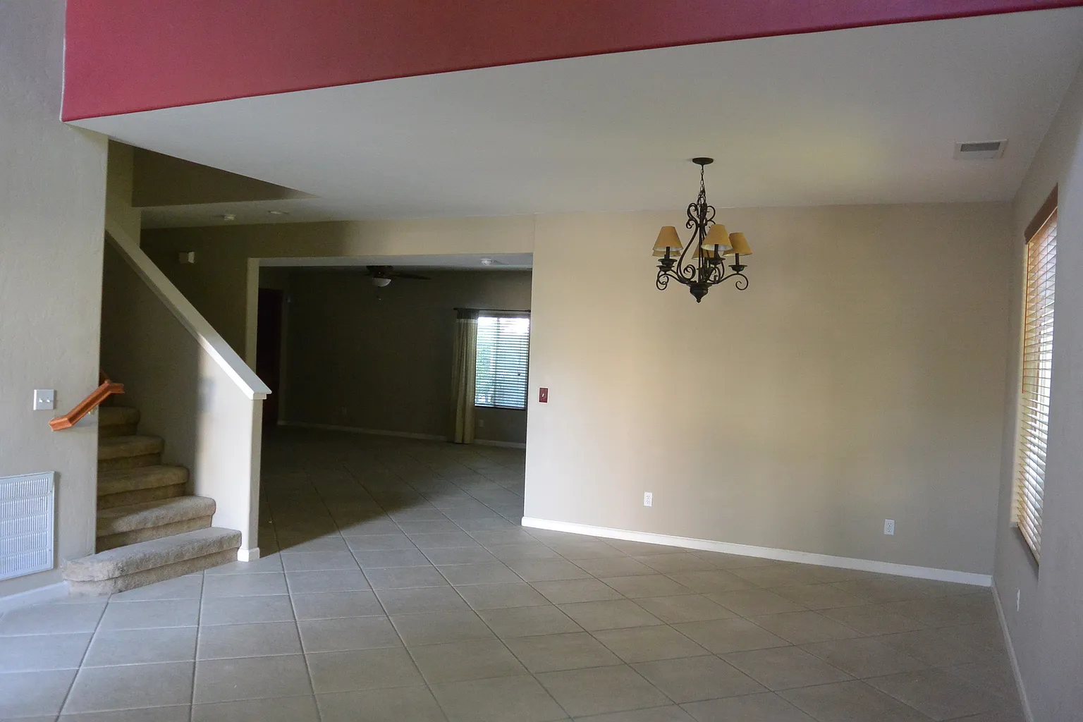 3612 N Vickie Ct photo 1