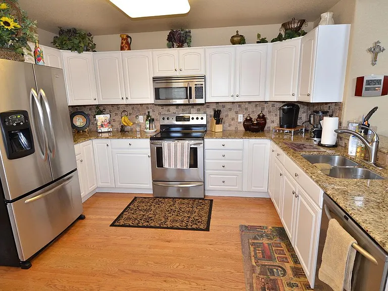 6132 Soaring Dr — Photo 21