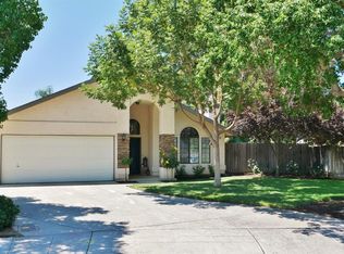 1108 N Carey Ave, Clovis, CA 93611
