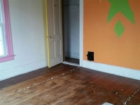 4th image of 57 E Wilson Ave
