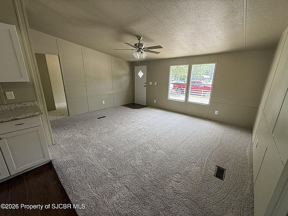 3rd image of 1409 Anna Ln