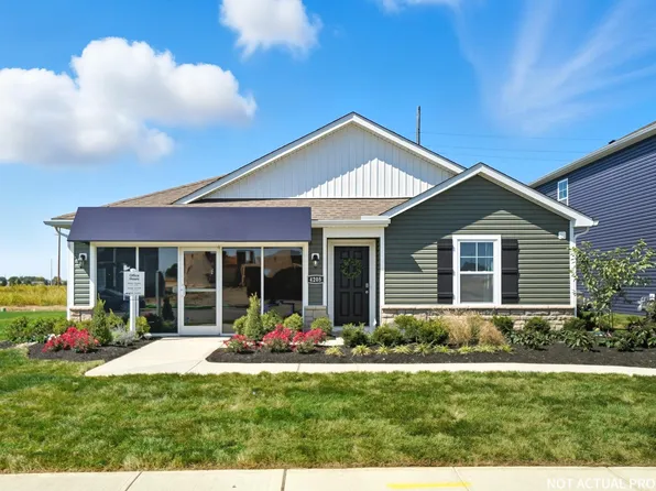 954 Sherwood Loop, Bellefontaine, OH 43311