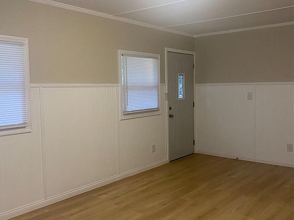 2nd image of 2561 Madison St