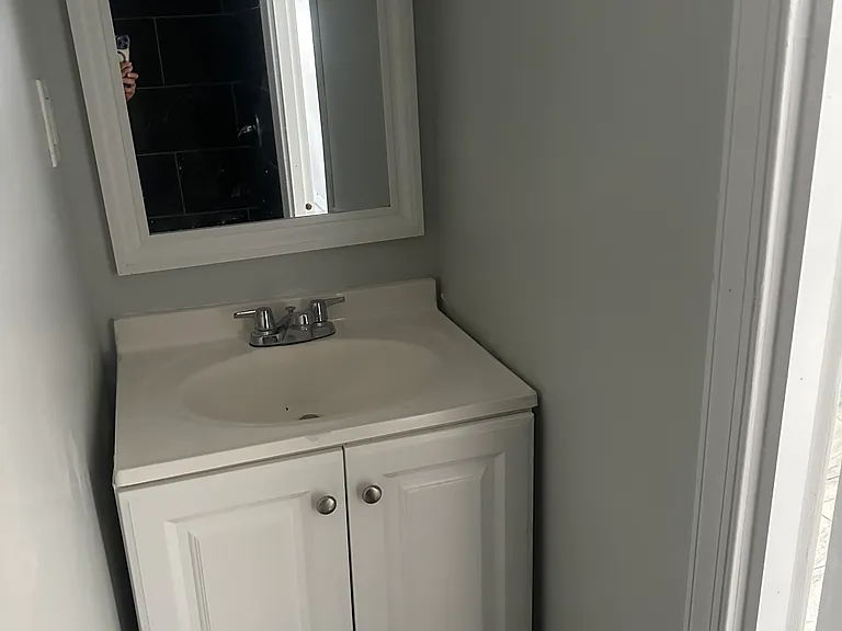 1223 E Cheltenham Ave — Photo 12