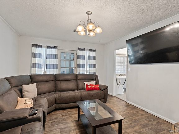 5th image of 3924 Rouse Ridge Ct