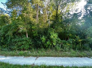 3895 E Robinson Rd, Amherst, NY 14228