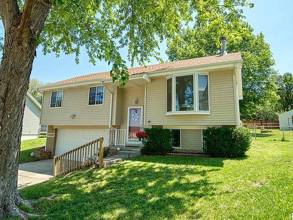 2nd image of 11205 Young Cir