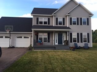 9 Hathaway Shore Est, Saint Albans, VT 05478