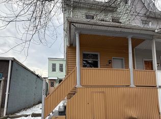 232 E 4th St, Mount Carmel, PA