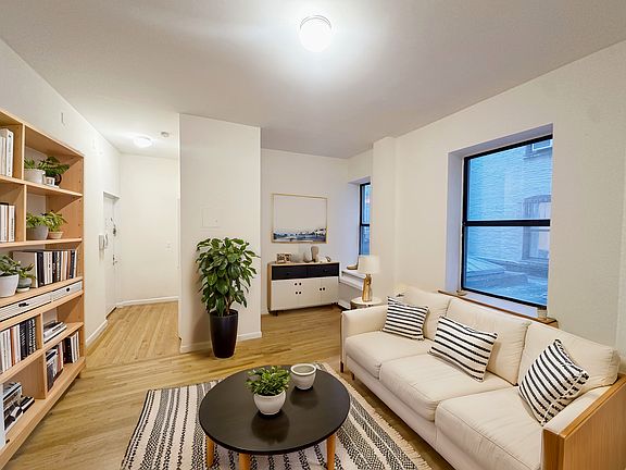 2nd image of 210 W 94th St APT 2B